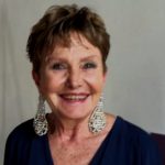 Carla Castaldo con i suoi “Frammenti d’Oro” al Castel dell’Ovo