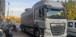 Asia Napoli: Pulizia strade, in azione i nuovi automezzi nel centro e nelle Municipalità