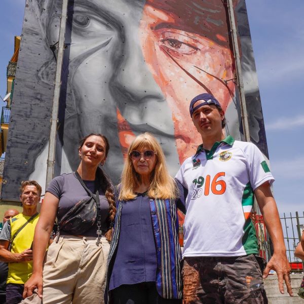 Jorit, un nuovo murale per Scampia: omaggio a Fabrizio De André