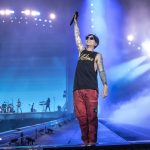 Ultimo in concerto al Maradona, vietata la vendita di bevande in contenitori di vetro