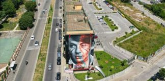 Jorit, un nuovo murale per Scampia: omaggio a Fabrizio De André