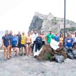 Ischia, dopo la Festa ripulita la baia di Sant’Anna