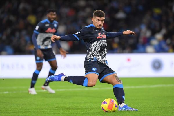 Calcio Napoli, 10 gol all’Anaune nel primo test: Di Lorenzo nuovo capitano