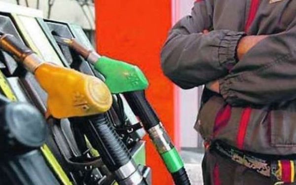 Avellino, GdF ferma autocisterna: trasportava oltre 10mila litri di gasolio di contrabbando
