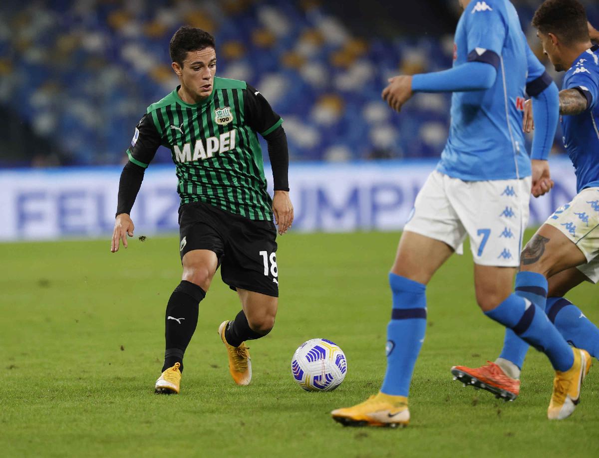 Calciomercato Napoli, Pinamonti al Sassuolo avvicina Raspadori Calciomercato Napoli, Pinamonti al Sassuolo avvicina Raspadori