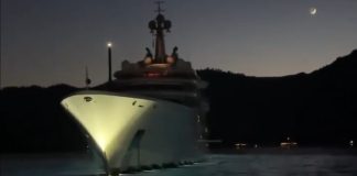 Procida, salpa il primo Facenight Boat party della stagione