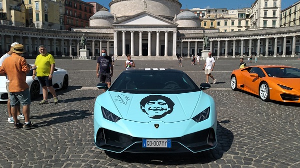 Maradona, Lamborghini dedicata al “Bull Days”