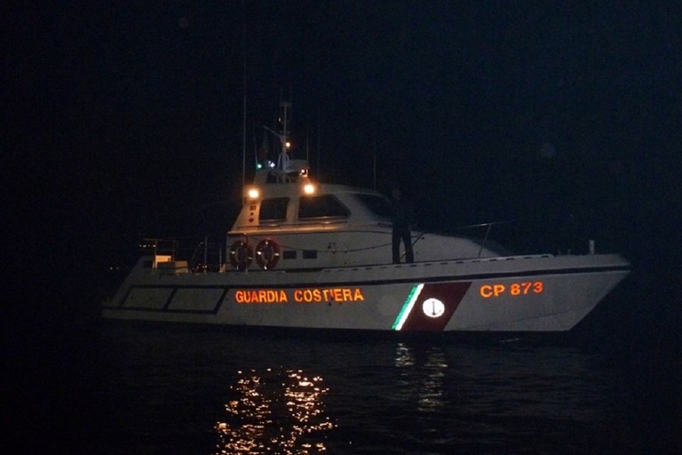 Procida, 3 barche soccorse nella notte dalla Capitaneria
