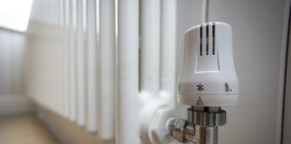 Termosifoni e illuminazione pubblica: le regole per inverno