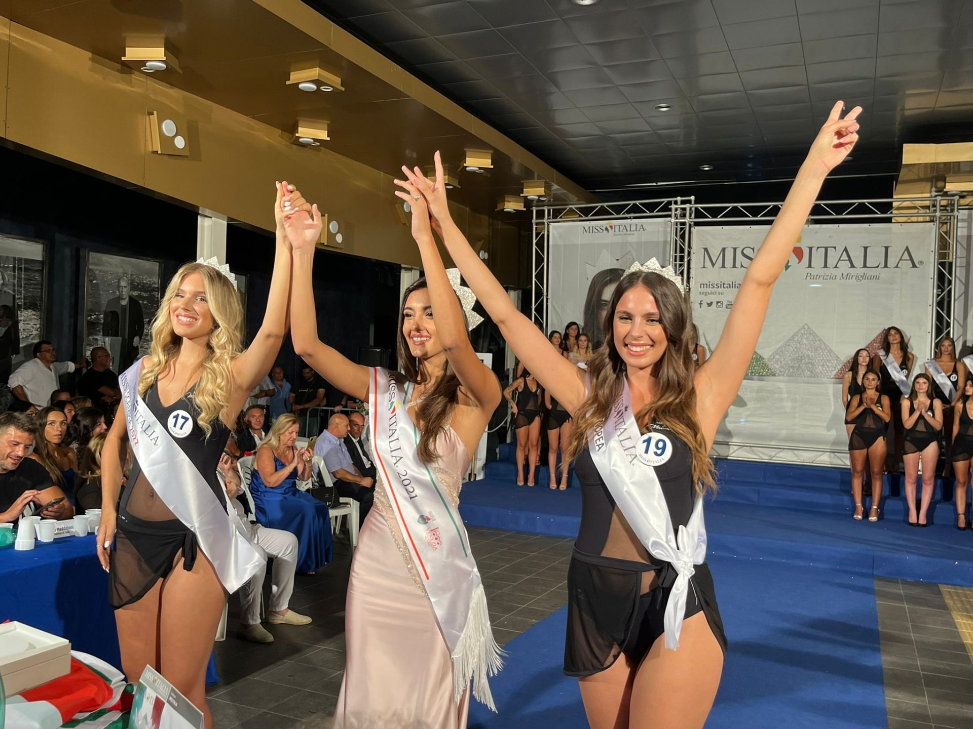 Miss Italia fa tappa a Napoli: Cristina Palumbo eletta Miss Scampia