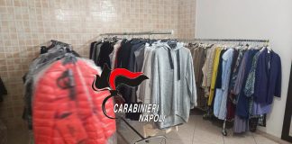Ponticelli, atelier di merce ricettata in casa: denunciati