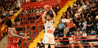 Gevi Napoli Basket-UnaHotels Reggio Emilia 73-67