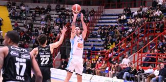 Gevi Napoli Basket, esonerato Coach Buscaglia