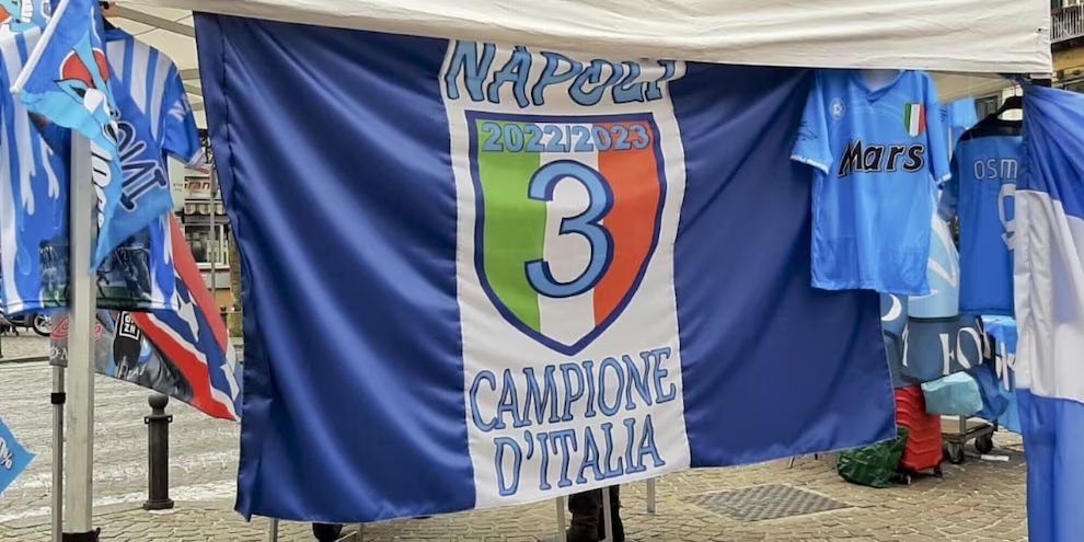 Calcio Napoli domani la prima amichevole. Ci sarà la diretta gratuita su Sky.