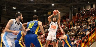 Gevi Napoli Basket-Givova Scafati 71-69