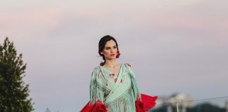 Moda flamenca a Napoli con le stiliste Rocío e Mila Montero