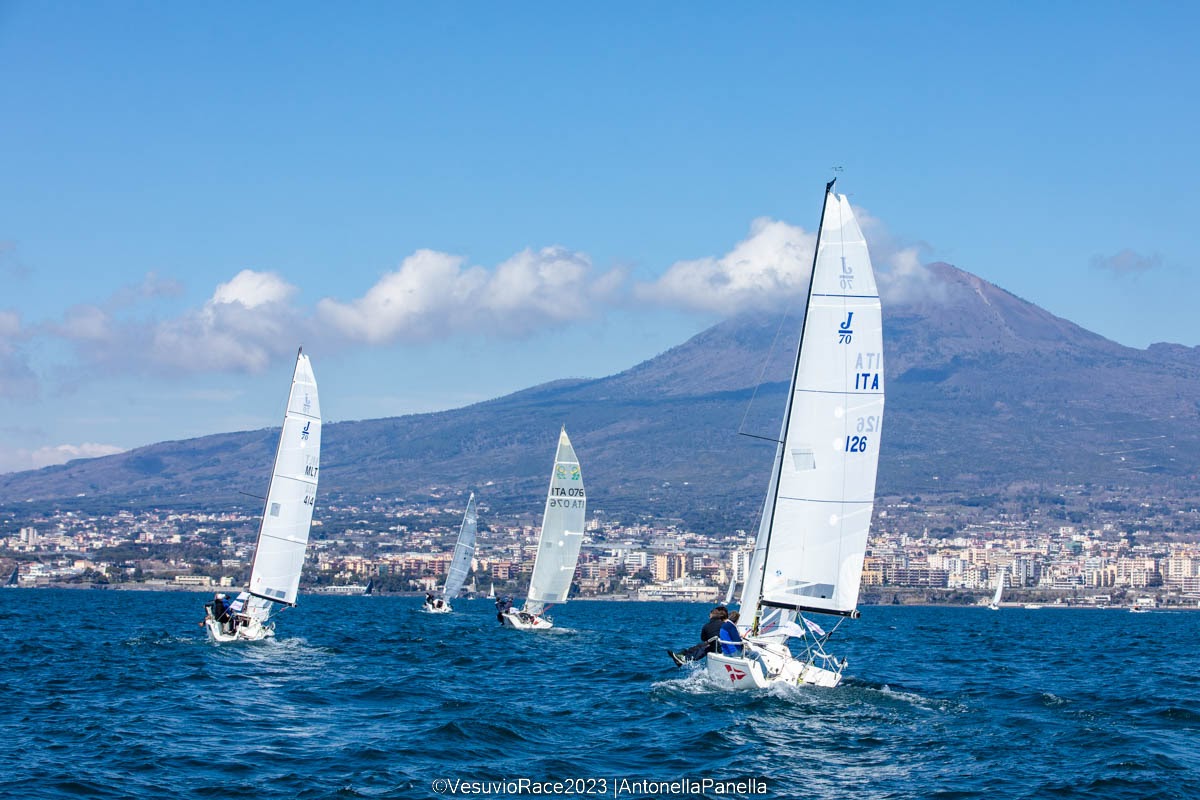 Vesuvio Race, il trionfo di Blue Oyster alla regata delle isole del Golfo