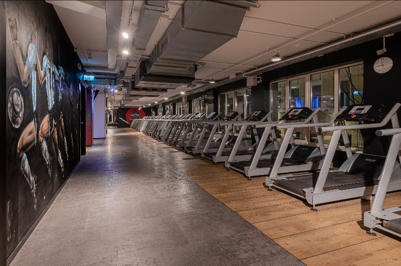 McFIT Napoli, festeggia il restyling del centro fitness