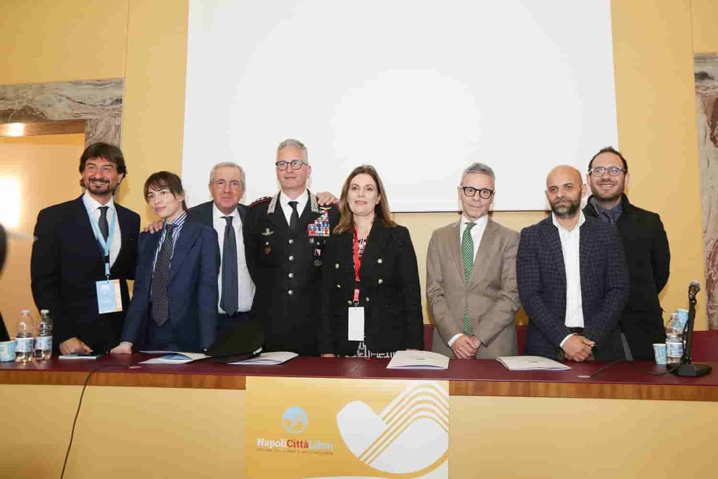 La rassegna NapoliCittàLibro è stata inaugurata sulle note della Fanfara dei Carabinieri