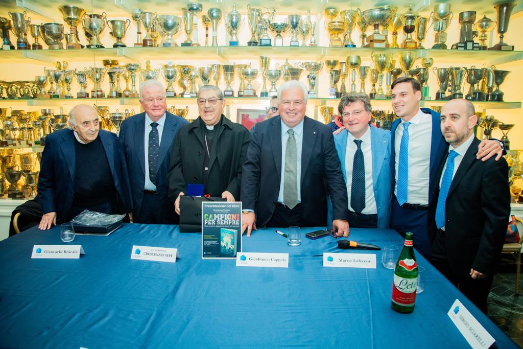 Circolo Canottieri Napoli la presentazione di "Campioni per sempre", il libro di Gianfranco Coppola