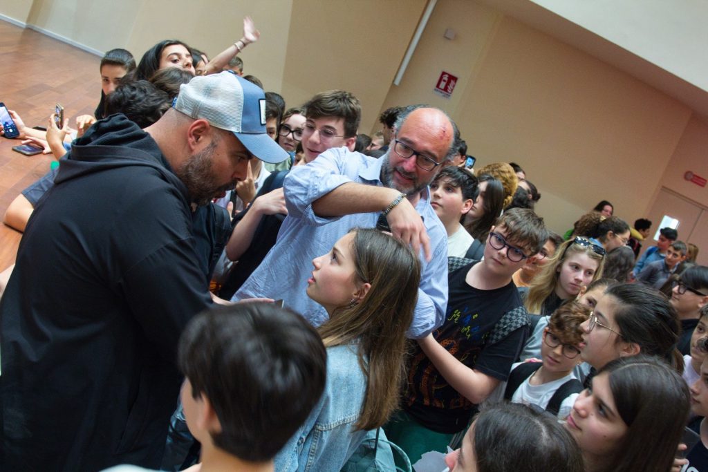 Marco D’Amore incontra gli allievi del Liceo «Giannone» e del I.C. «Dante Alighieri»