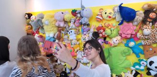 Space Art Selfie Museum fino al 30 giugno a San Domenico Maggiore