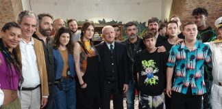 Mare Fuori 4, De Luca sul set: "Serie che restituisce immagine positiva di Napoli"