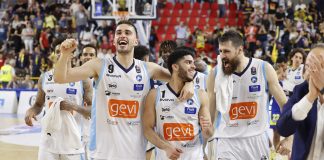 Tezenis Verona-Gevi Napoli Basket 82-88: è festa salvezza