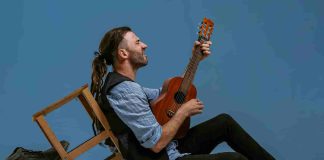 Le Dune Beach Club Licola: al via "Giovedì Sona" musica live e dj set