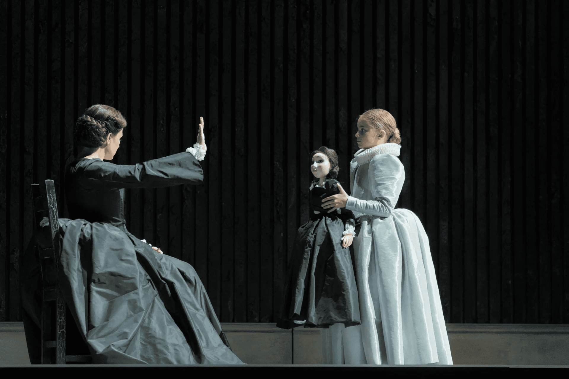 Al Teatro San Carlo Anna Bolena di Donizetti
