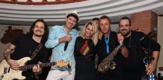 Michelle Hunziker balla al ritmo dell'Anema e Core