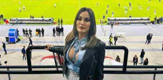 Calcio Napoli, Paola Saulino domenica nuda per Fuorigrotta