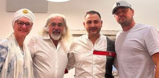 Caserta, Leonardo DiCaprio visita Reggia e mangia una pizza