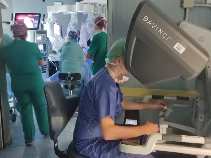 Napoli: al via il Corso di Chirurgia Robotica
