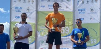 Nuoto, gli atleti master della Rari Salerno sul podio della traversata di Messina