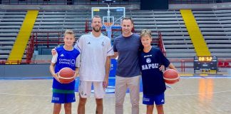 Sergio Chacho Rodriguez, playmaker del Real Madrid campione d'Europa è in visita al PalaBarbuto