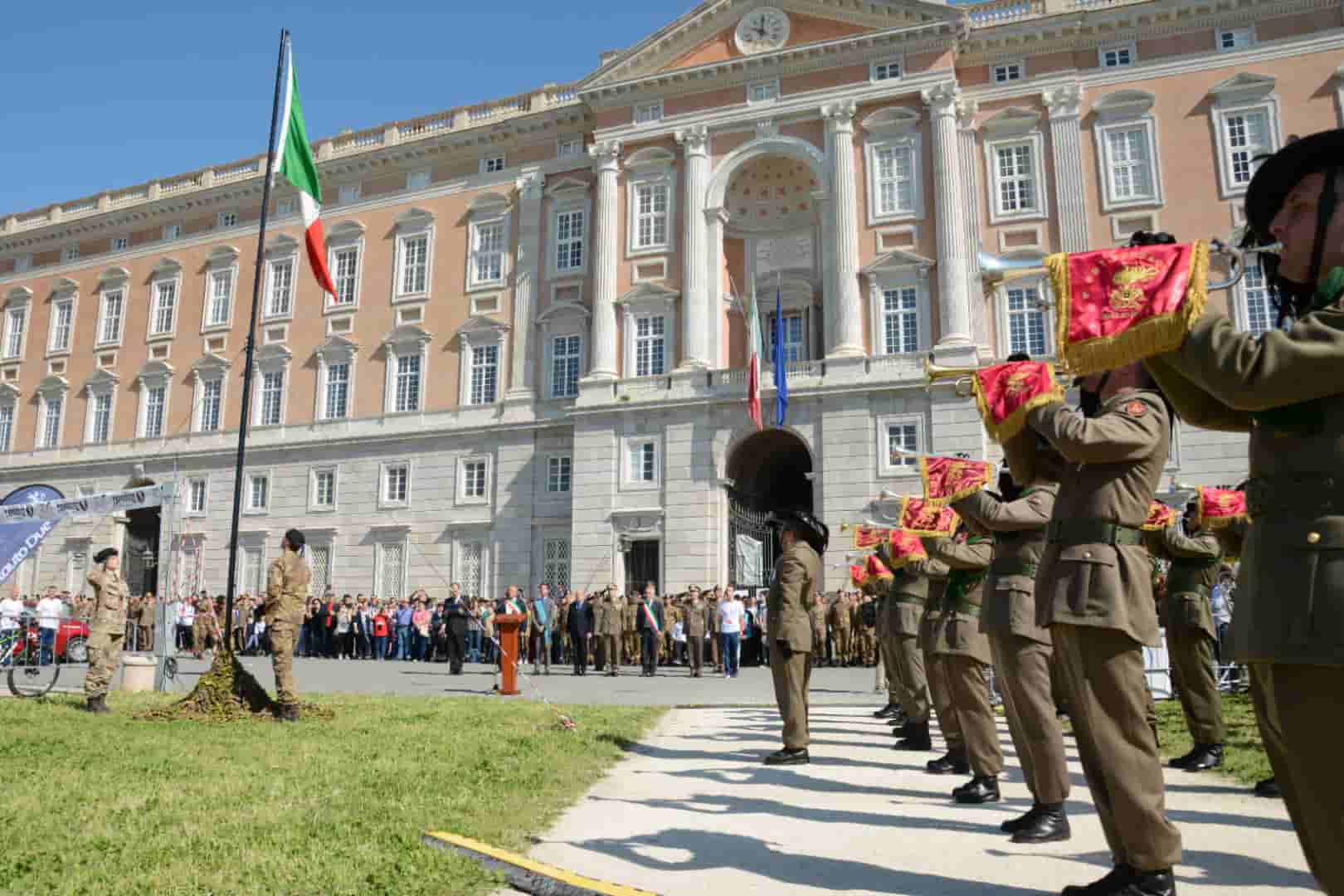 Caserta, bersaglieri e cittadini uniti nello sport e nella musica