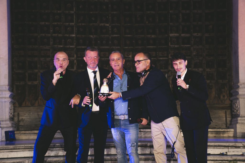 Angela Luce incanta la platea del Premio San Gennaro World 2023 Angela Luce incanta la platea del Premio San Gennaro World 2023