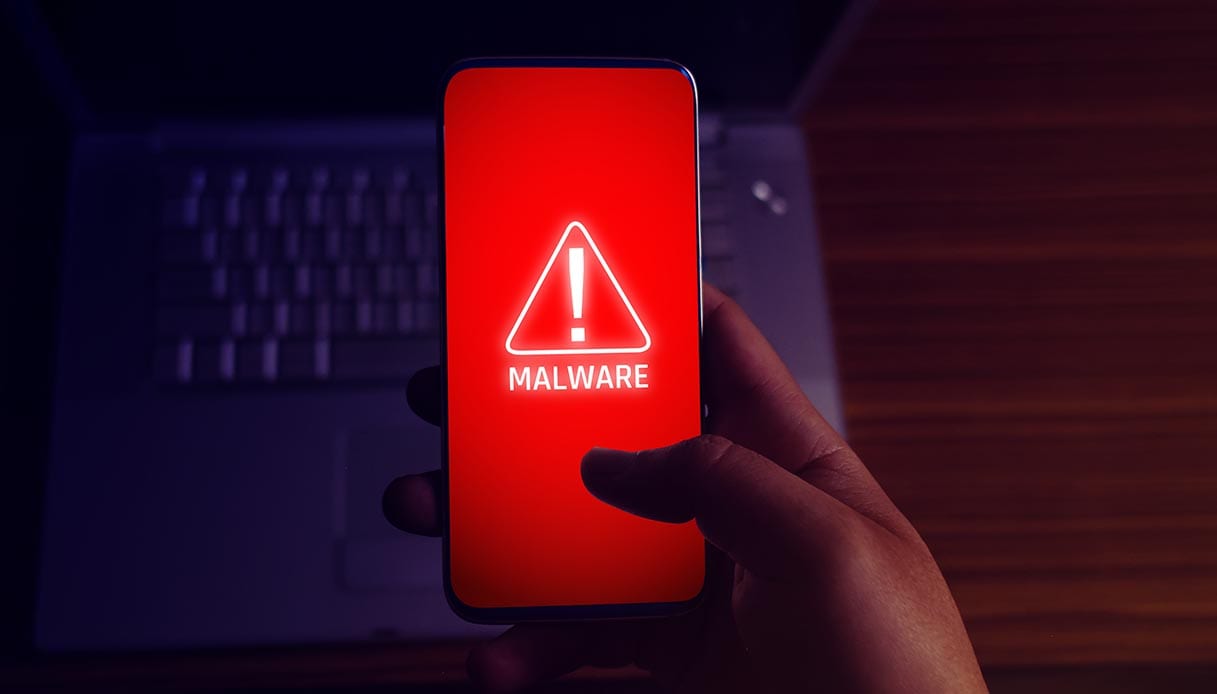IT-Alert, app falsa per svuotare i conti: come riconoscerla