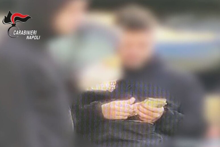 Truffe del finto nipote agli anziani: 5 arresti a Napoli