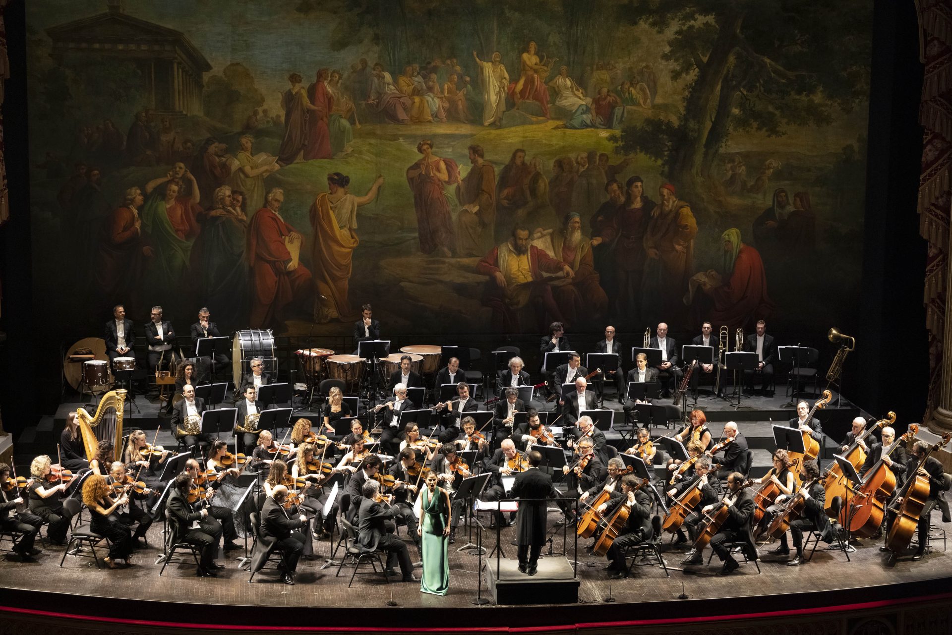 L'Orchestra del Teatro San Carlo in tournée a Parigi