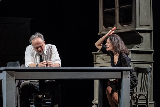 Teatro Bellini, Massimo Popolizio in 'Uno sguardo dal ponte'