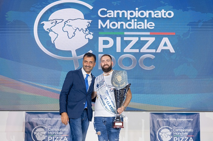 Stefano De Martino al Campionato Pizza DOC