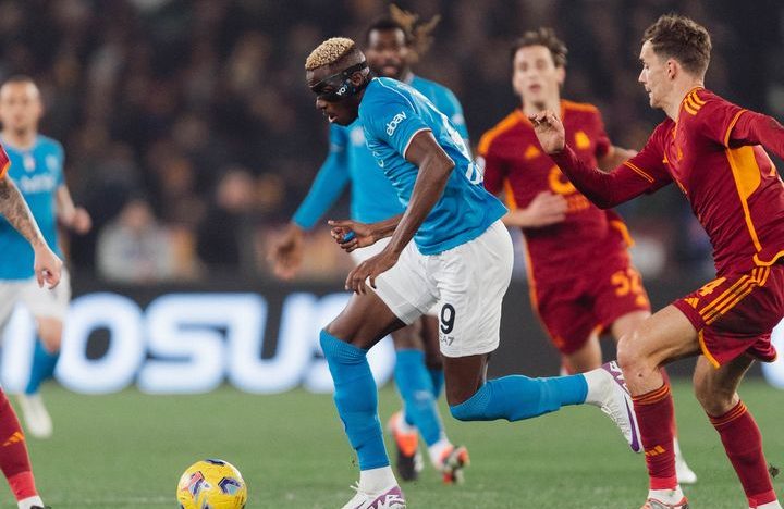 Il Calcio Napoli sprofonda: la Roma vince 2-0