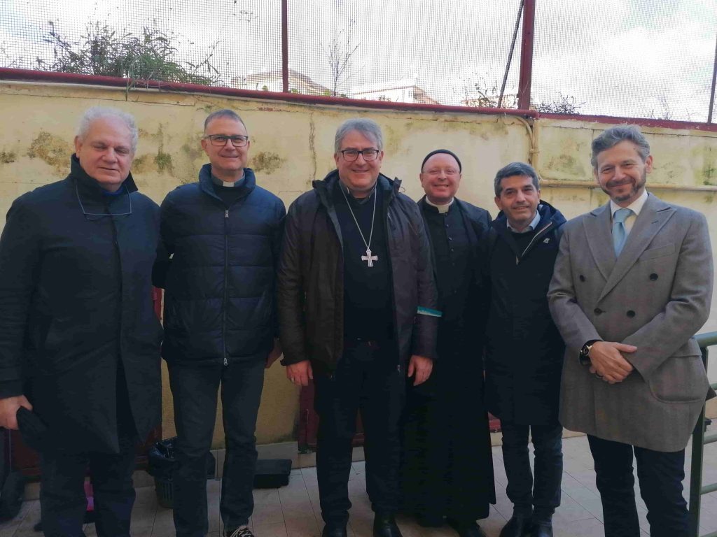 Napoli, pranzo di Natale solidale alla Caritas interparrocchiale Don Pasquale Borredon per oltre 100 persone in difficoltà