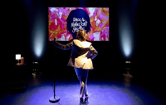 Paola Minaccioni al Teatro Nuovo di Napoli in Stupida Show!