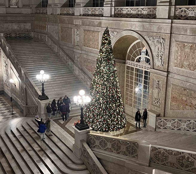 Palazzo Reale di Napoli, un dicembre straordinario tra aperture e iniziative speciali