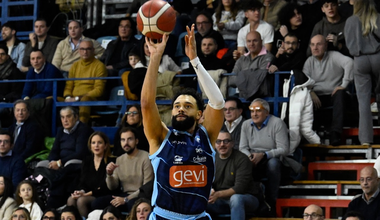 La GeVi Napoli non completa la rimonta: derby a Scafati