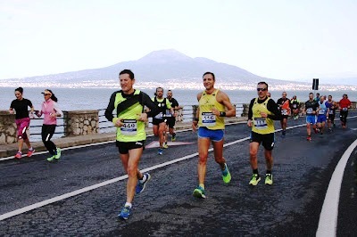 Vico Equense, domenica 700 runner per la Stabiaequa 10 miglia