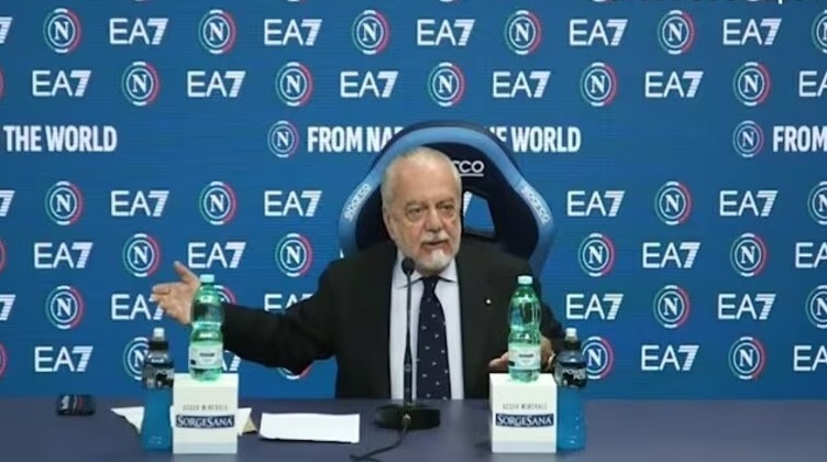 Calcio Napoli, De Laurentiis: “Sarà ricostruzione totale”